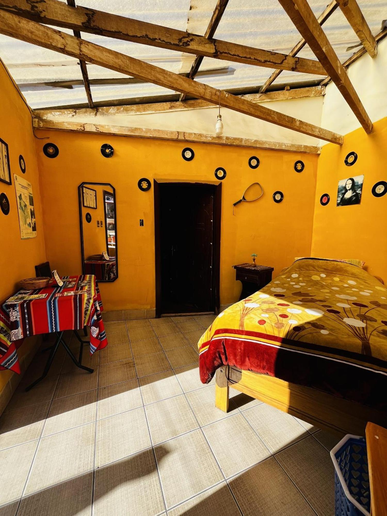 Casa De Huespedes "La Casa Bonita" Hostel La Paz Exterior photo